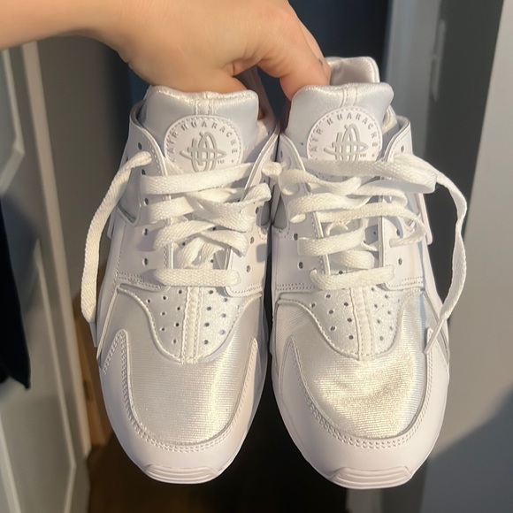 nike air huarache sneakers triple white - Picture 2 of 2